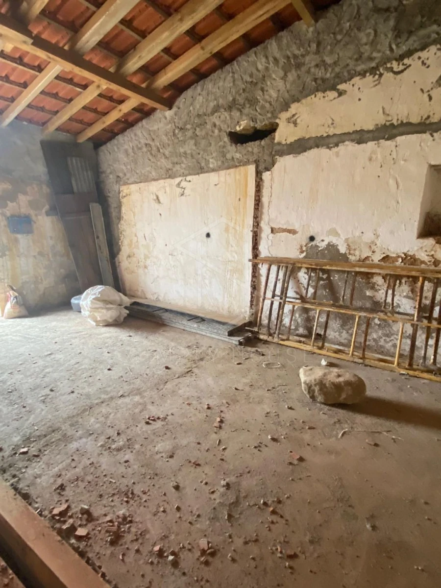 Moradia T2 para Venda em Roliça Foto 5
