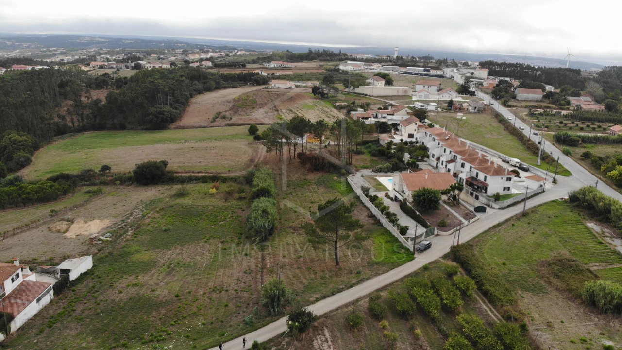Terreno para Venda em Cela Foto 37