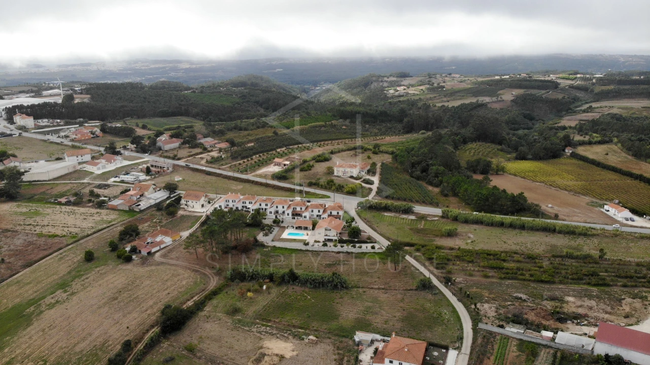 Terreno para Venda em Cela Foto 28