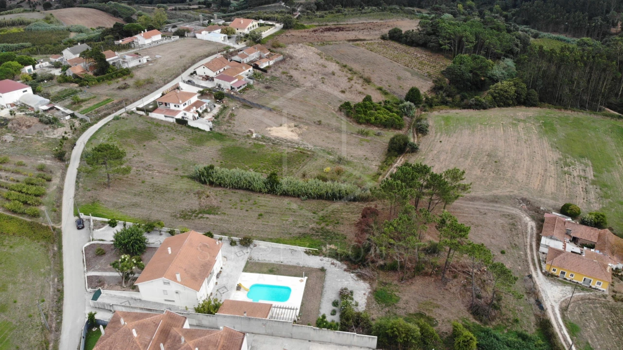 Terreno para Venda em Cela Foto 13