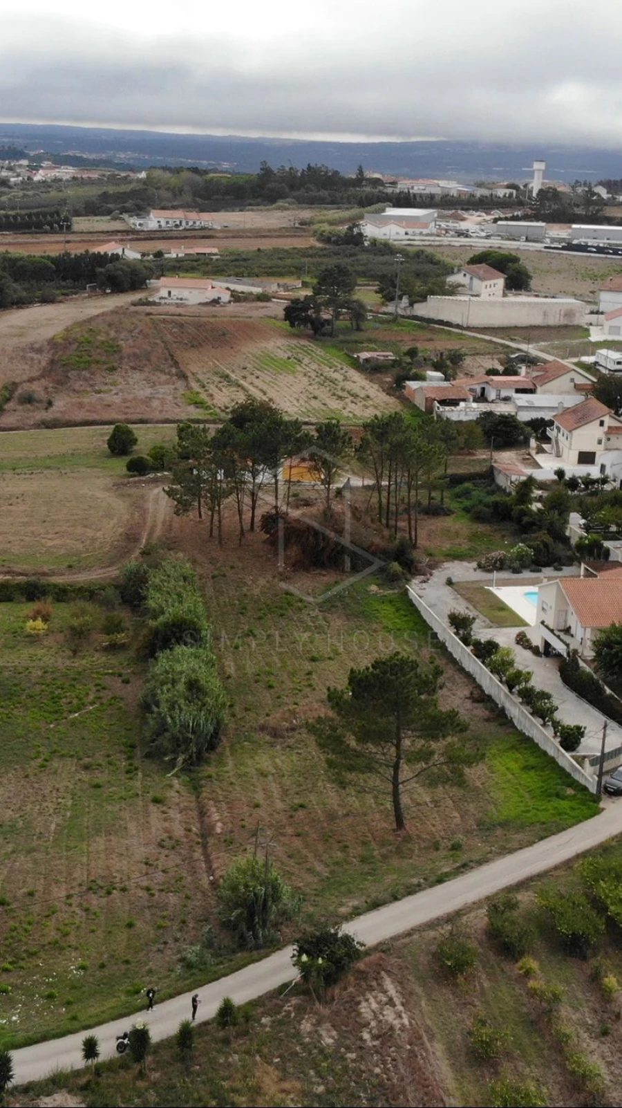 Terreno para Venda em Cela Foto 35