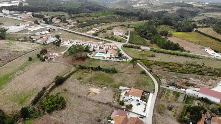 Terreno para Venda em Cela Foto 27