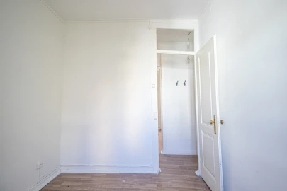 Apartamento T2 para Venda em Santa Maria Maior