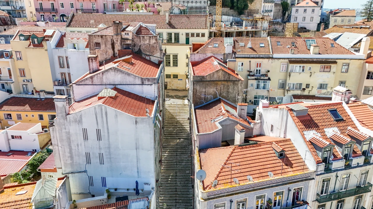 Apartamento T2 para Venda em Santa Maria Maior Foto 24