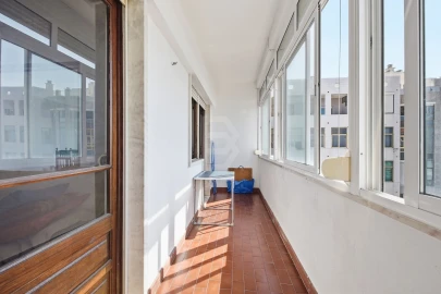 Apartamento T3 para Venda em Costa da Caparica