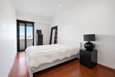 Apartamento T3 para Venda em Costa da Caparica