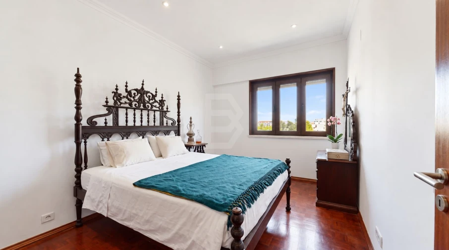 Apartamento T3 para Venda em Costa da Caparica Foto 17