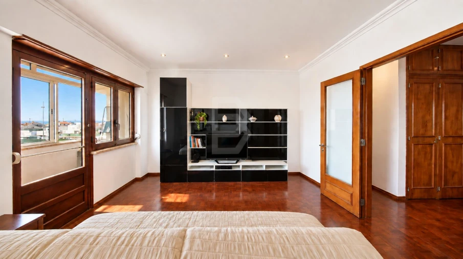 Apartamento T3 para Venda em Costa da Caparica Foto 2
