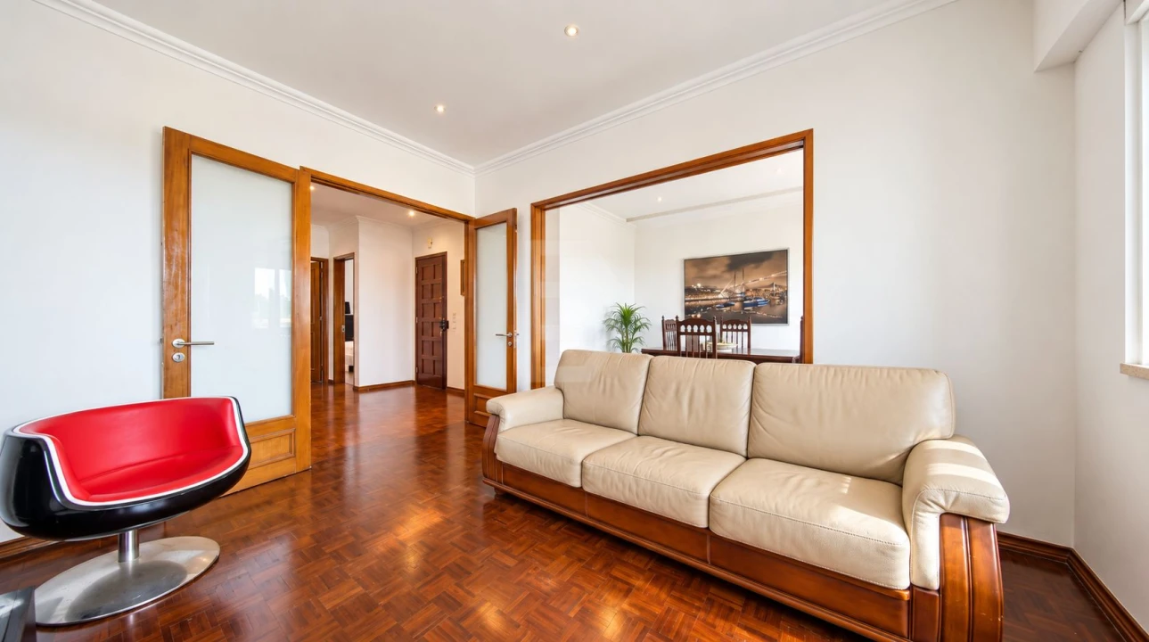 Apartamento T3 para Venda em Costa da Caparica Foto 1