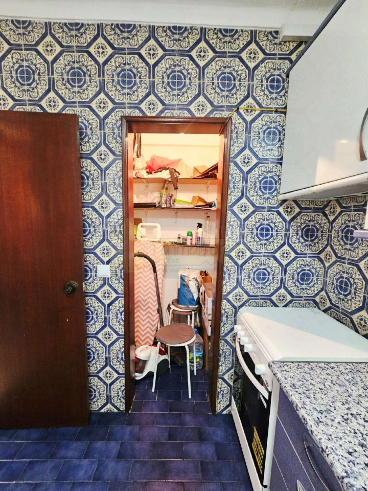 Apartamento T2 para Venda em Faro (Sé e São Pedro) Foto 5