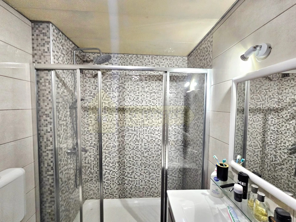Apartamento T2 para Venda em Faro (Sé e São Pedro) Foto 7