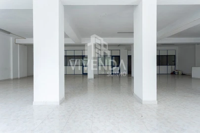 Armazém para Venda em Amora