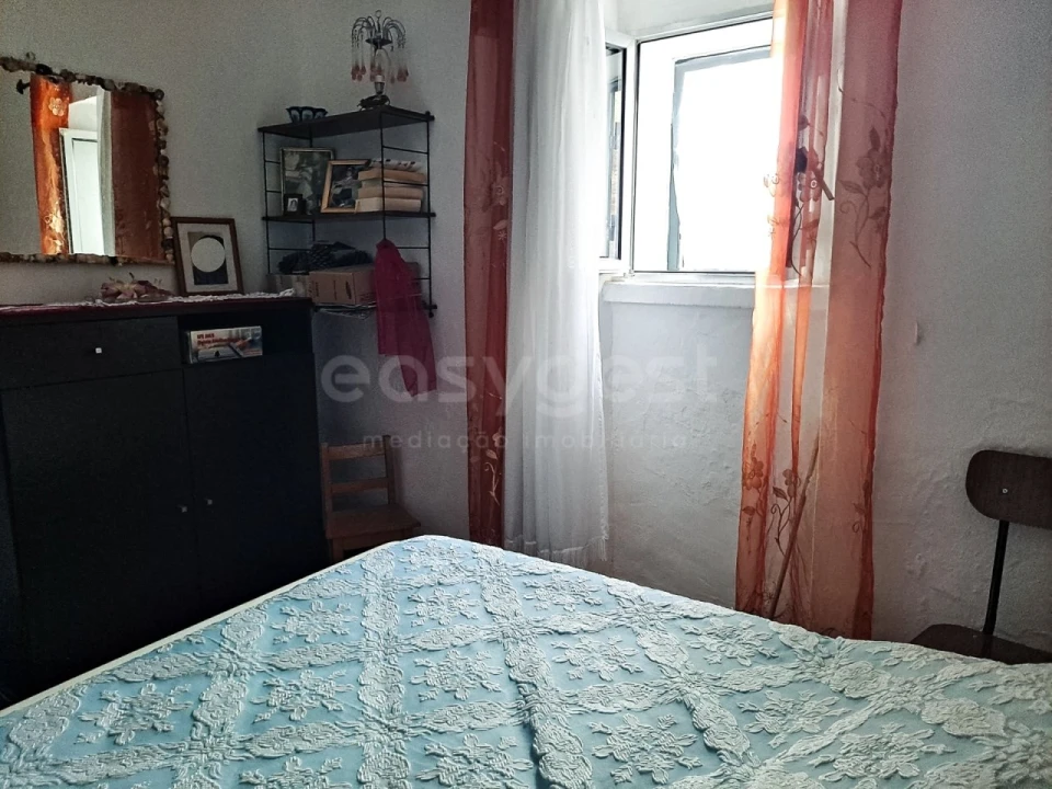 Quinta T4 para Venda em Martim Longo Foto 11
