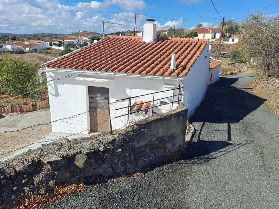 Quinta T4 para Venda em Martim Longo Foto 42