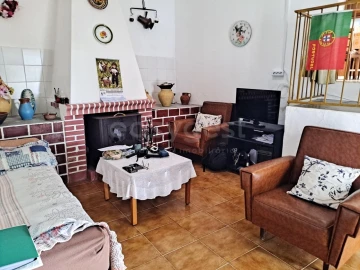 Quinta T4 para Venda em Martim Longo