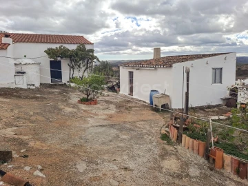 Quinta T4 para Venda em Martim Longo