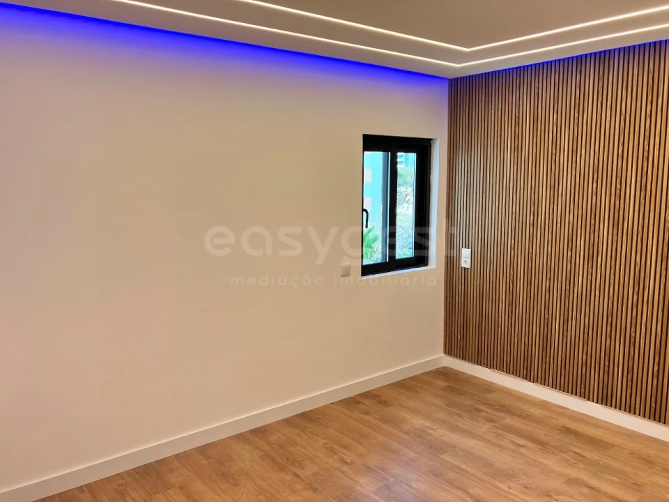 Apartamento T2 para Venda em Quarteira Foto 26