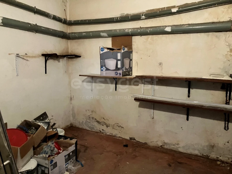 Apartamento T2 para Venda em Quarteira Foto 29