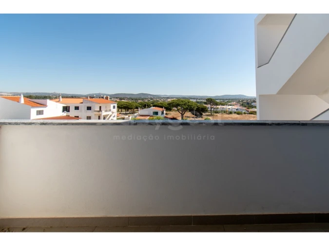 Apartamento T2 para Venda em Quarteira Foto 22