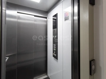 Apartamento T3 para Venda em Quelfes