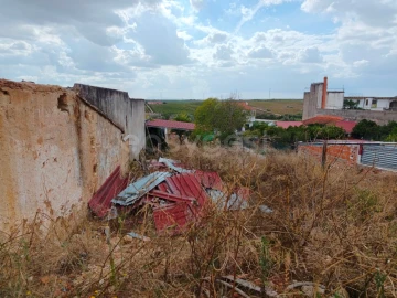 Moradia para Venda em Alcanhões