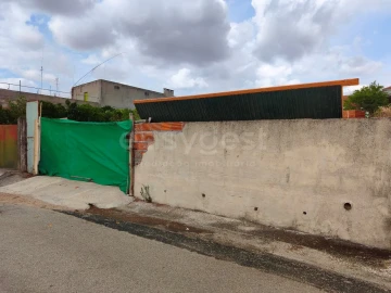 Moradia para Venda em Alcanhões