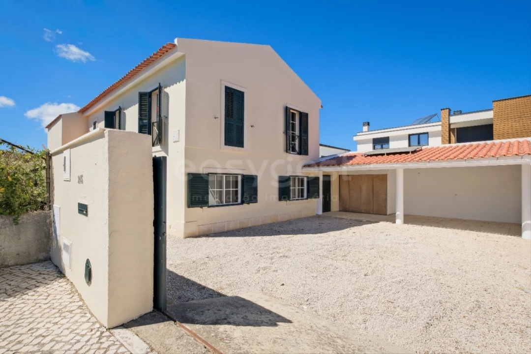 Moradia T4 para Venda em Alcabideche Foto 12