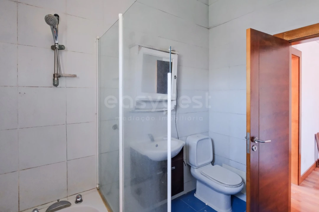 Moradia T4 para Venda em Alcabideche Foto 37