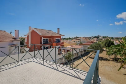 Moradia T4 para Venda em Alcabideche