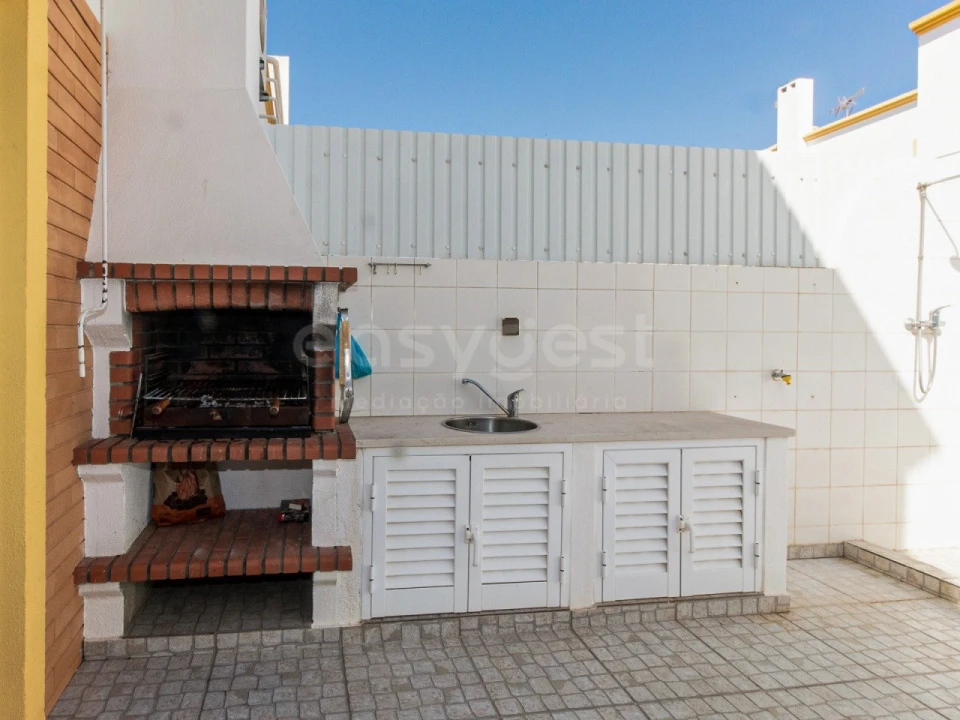 Moradia T3 para Venda em Vila Nova de Cacela Foto 10