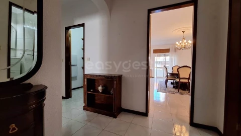 Apartamento T3 para Arrendamento em Vila Real de Santo Antonio