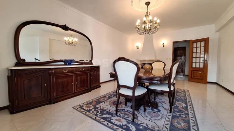 Apartamento T3 para Arrendamento em Vila Real de Santo Antonio