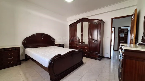 Apartamento T3 para Arrendamento em Vila Real de Santo Antonio