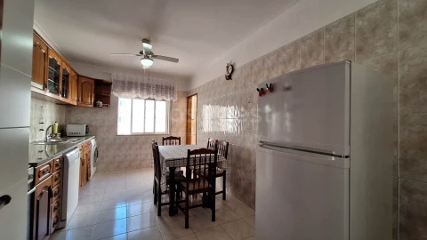 Apartamento T3 para Arrendamento em Vila Real de Santo Antonio