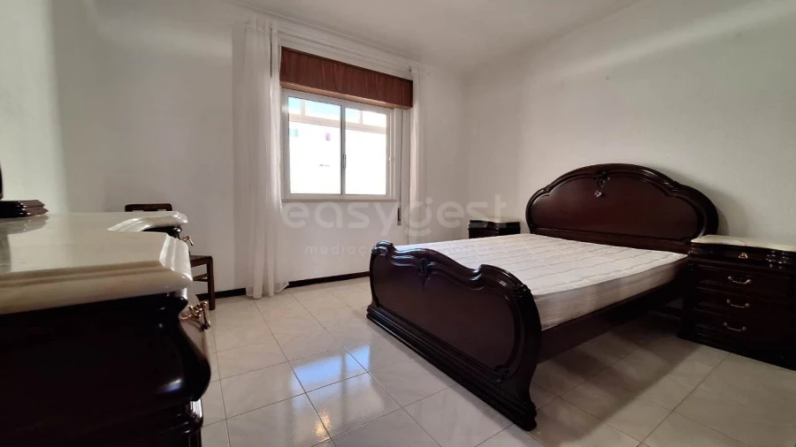 Apartamento T3 para Arrendamento em Vila Real de Santo Antonio Foto 14
