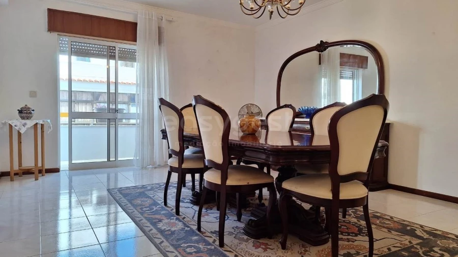 Apartamento T3 para Arrendamento em Vila Real de Santo Antonio