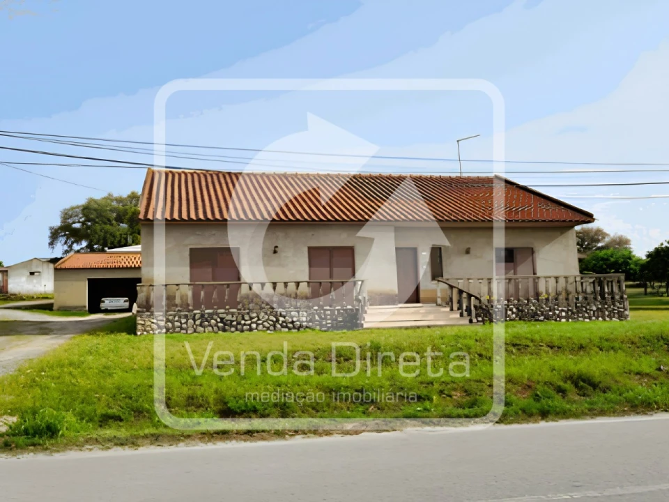 Moradia T3 para Venda em Vendas Novas Foto 1