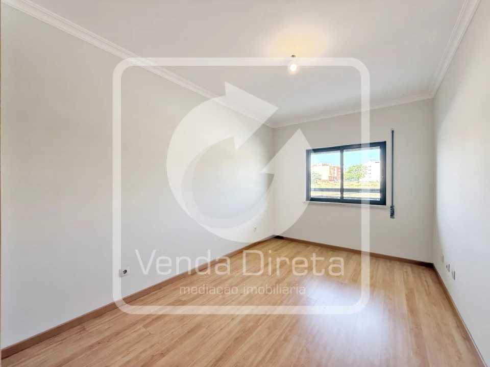 Apartamento T3 para Venda em Pinhal Novo Foto 17