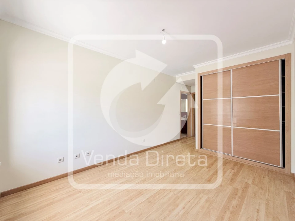Apartamento T3 para Venda em Pinhal Novo Foto 32