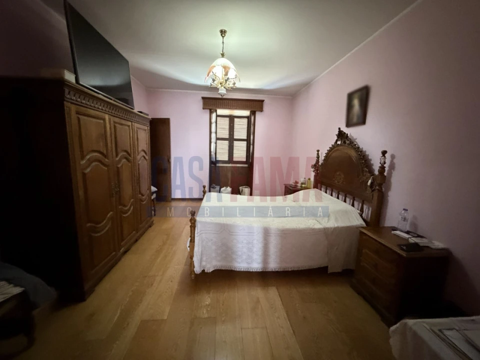 Moradia T7 para Venda em Rio Mau e Arcos Foto 10