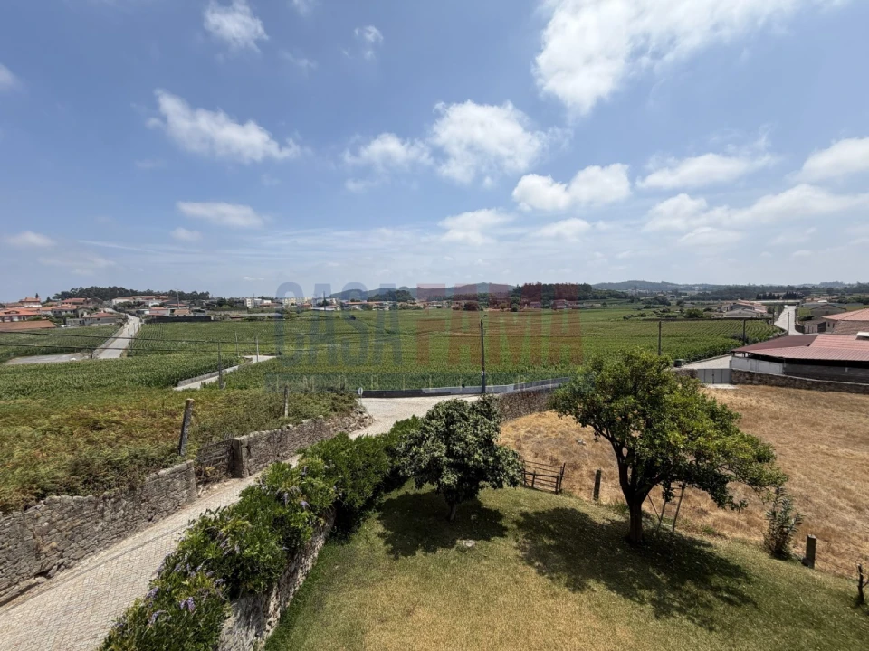 Moradia T7 para Venda em Rio Mau e Arcos Foto 24