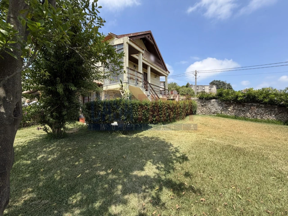 Moradia T7 para Venda em Rio Mau e Arcos Foto 34