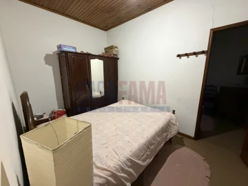 Moradia T7 para Venda em Rio Mau e Arcos