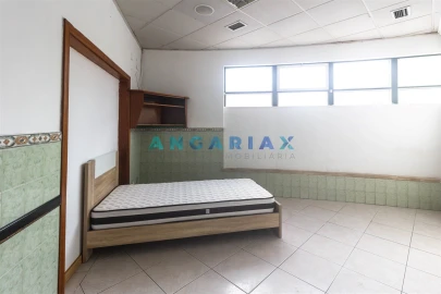 Loja para Arrendamento em Marinha Grande
