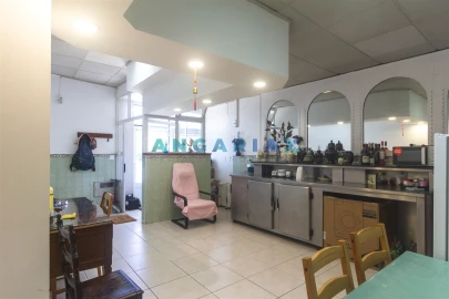 Loja para Arrendamento em Marinha Grande