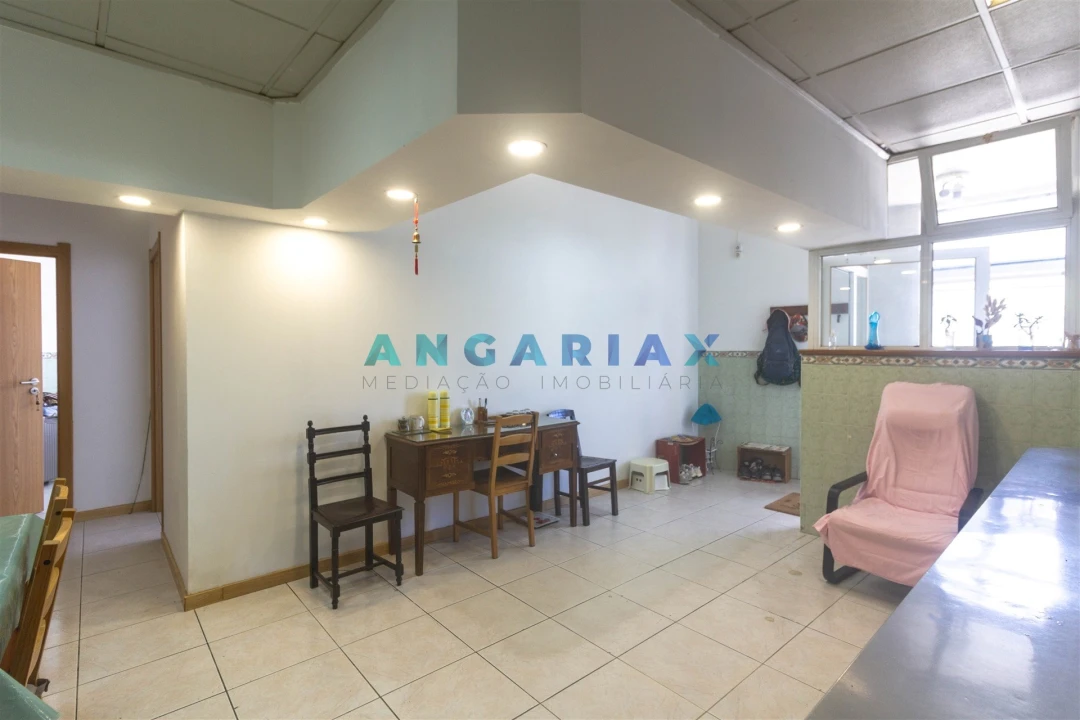 Loja para Arrendamento em Marinha Grande Foto 1