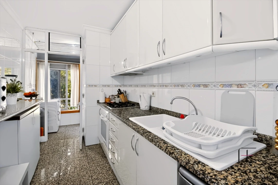 Apartamento T2 para Venda em Rio Tinto Foto 4