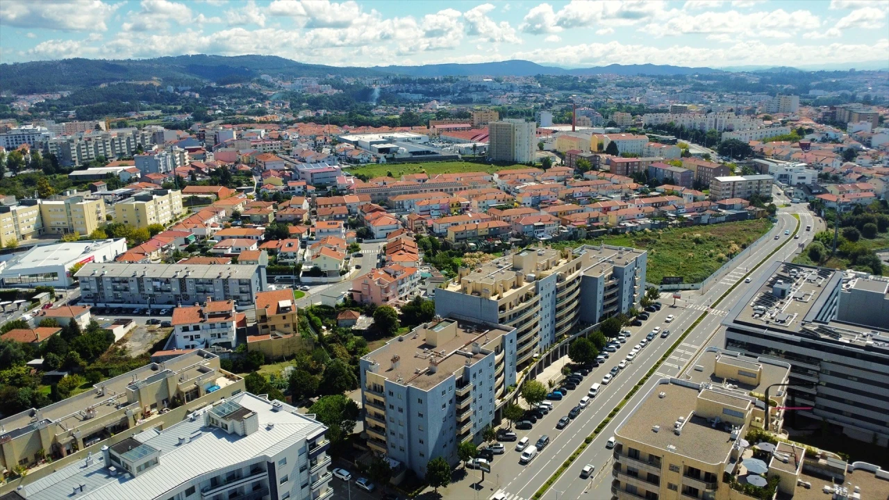 Apartamento T2 para Venda em Rio Tinto Foto 26
