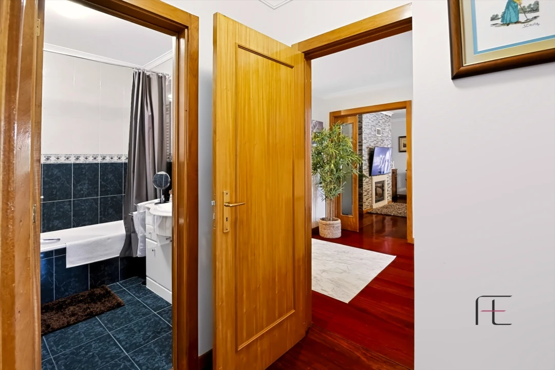 Apartamento T2 para Venda em Rio Tinto Foto 15