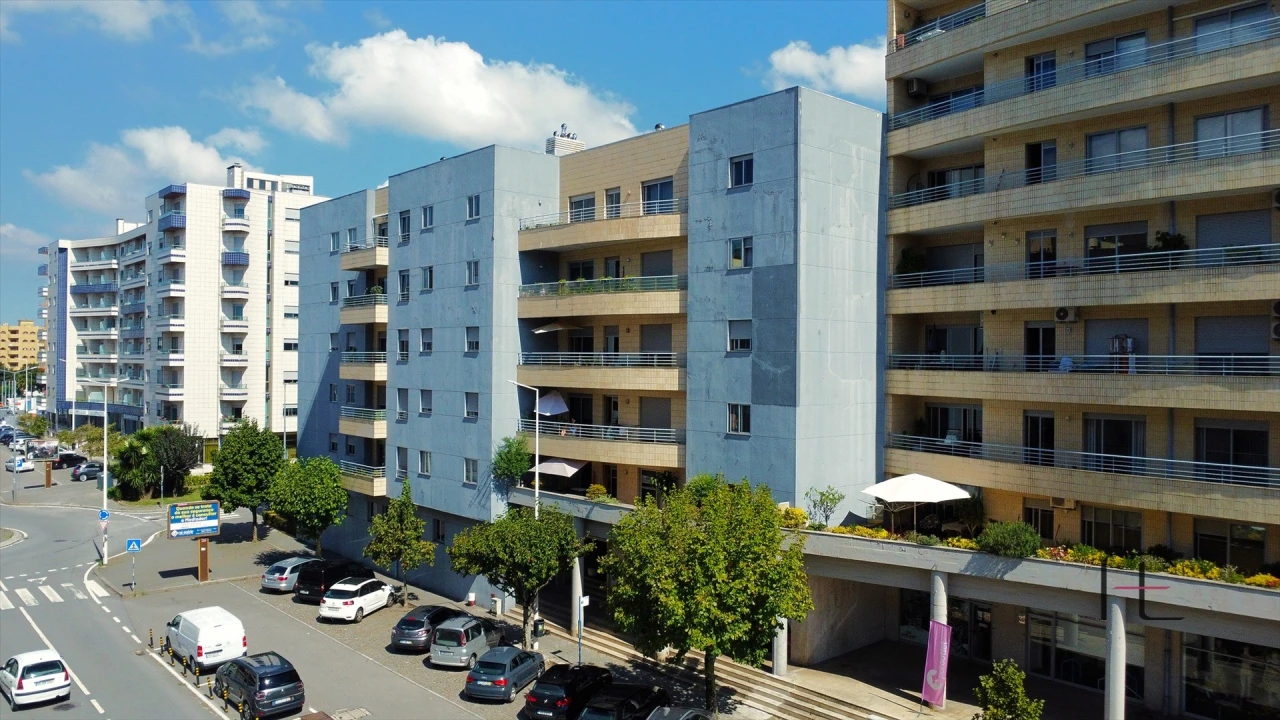 Apartamento T2 para Venda em Rio Tinto Foto 1